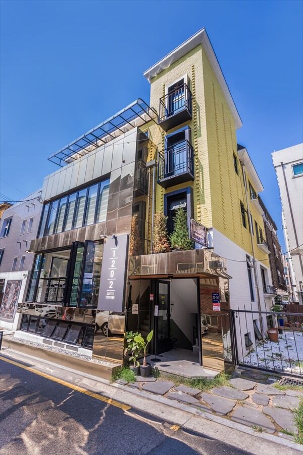 Garosu Ming's House - Caters To Women